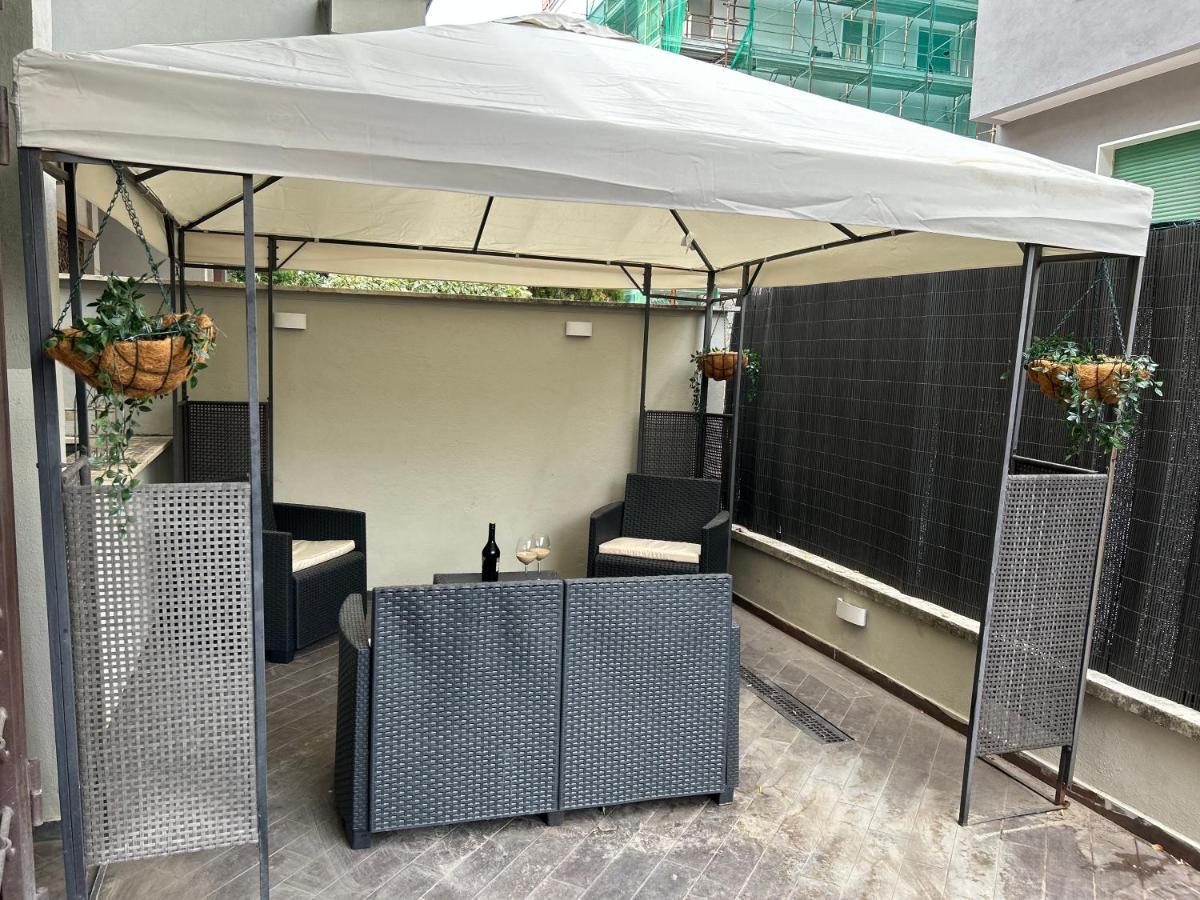 Carpegna Luxury Apt With Terrace Рим Экстерьер фото